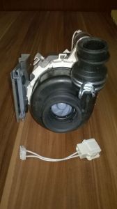 Circulation Pump for Whirlpool Indesit Dishwashers - 481010625628 Whirlpool / Indesit